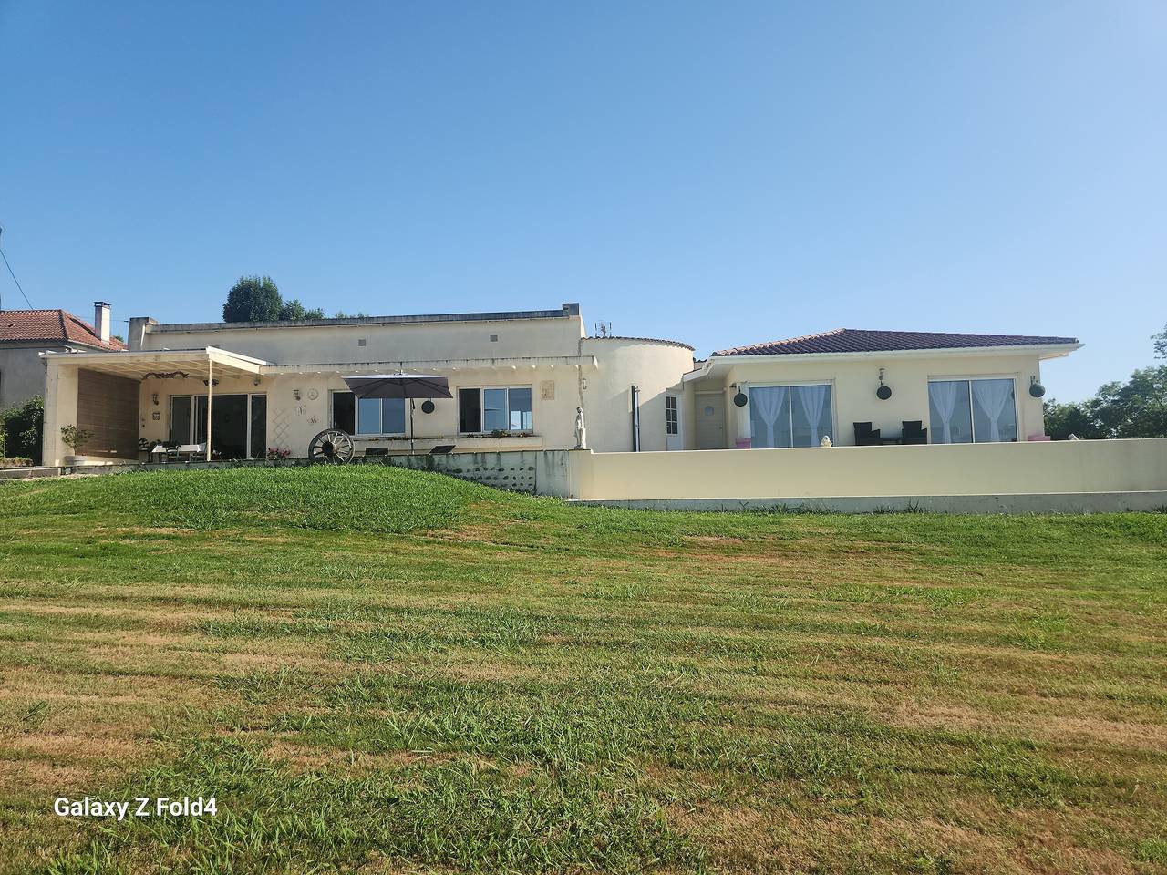 Villa 'Albert' avec vue sur le lac, Wi-Fi et climatisation in Sénac, Hautes-Pyrénées