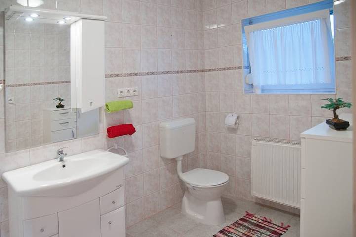 Idylle familiale de haute qualité pour 4-8 personnes., Piscine, climat, lac 1000m ', Saun in Balatonberény, Rive sud du lac Balaton