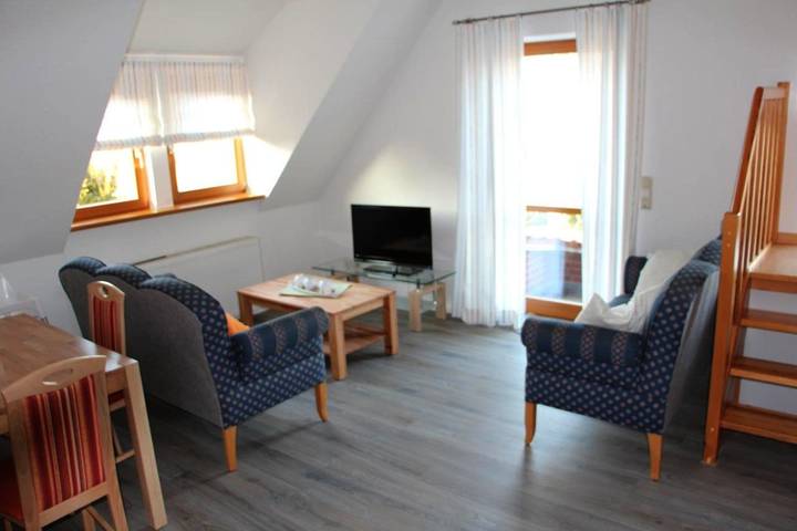 Ferienwohnung für 4 Personen, mit Balkon und Terrasse sowie Garten und Ausblick in Minsen - 3