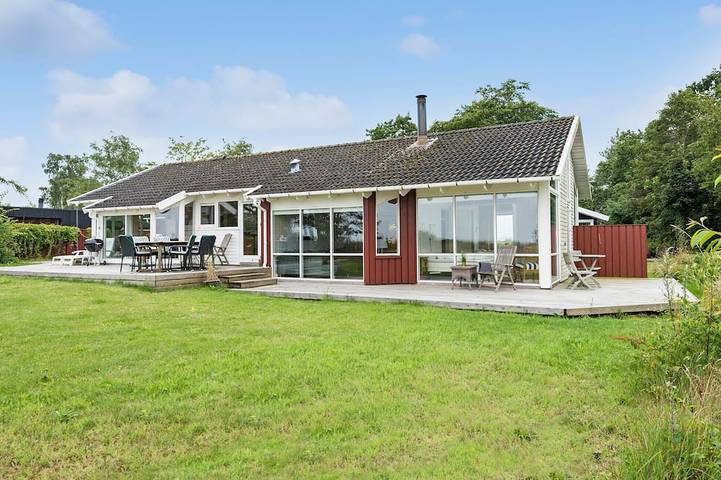 Ferienhaus für 6 Personen, mit Terrasse in Dyngby Strand