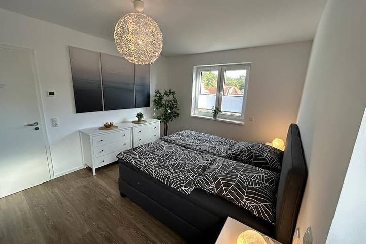 Ganze Wohnung, Exklusive Ferienwohnung bei Berlin, bis 5 Gäste, Große Terrasse, Garten in Bestensee, Dahme-Seengebiet