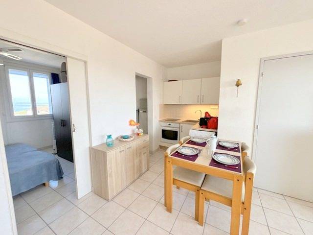 Appartement de vacances entier, Agréable appartement pour 4 personnes avec piscine collective 4Mar207 in Le Barcarès, Côte d'Améthyste