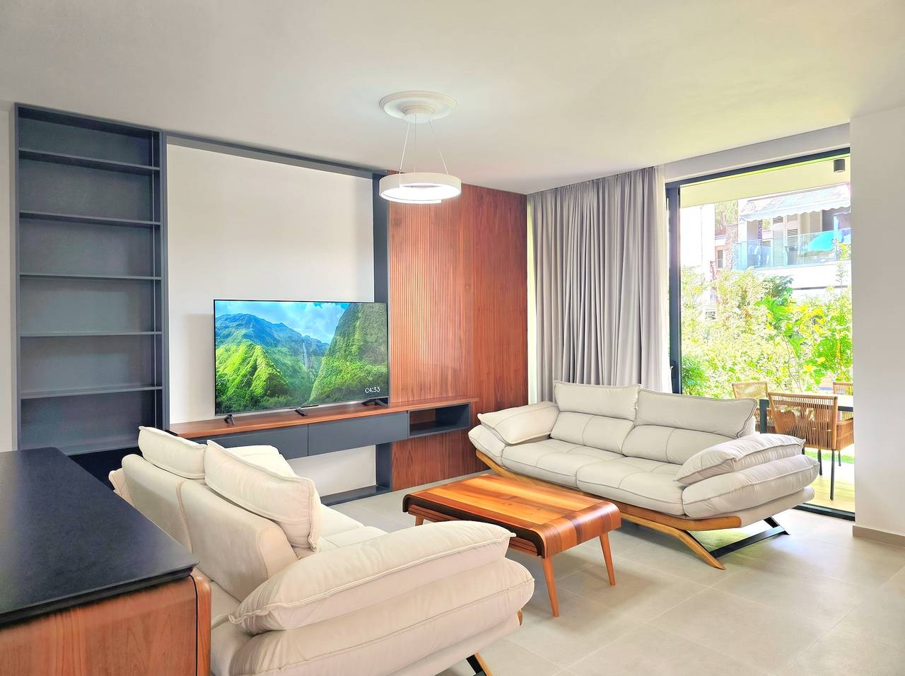 Seaside Premium Villa in Ishëm, Albanien