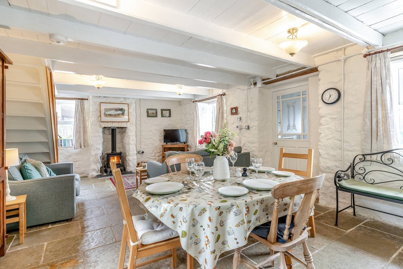 Frog Cottage in Swansea region