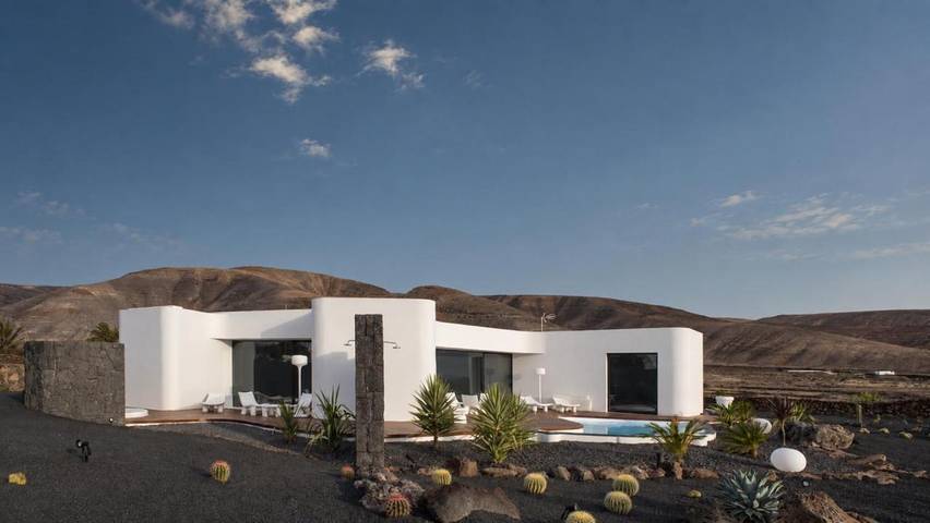 Chalet para 3 personas, con Terraza y Jacuzzi además de Jardín y Piscina en Lanzarote - 4
