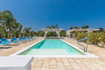 Trullo per 13 Persone in Ostuni, Valle D'Itria, Foto 2