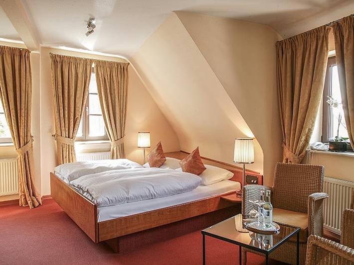 Hotel für 2 Personen, mit Sauna und Terrasse sowie Garten in Hohenlohe - 3