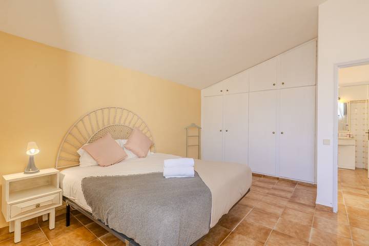Casa rural para 5 personas, con piscina y jardín en Paderne - 3
