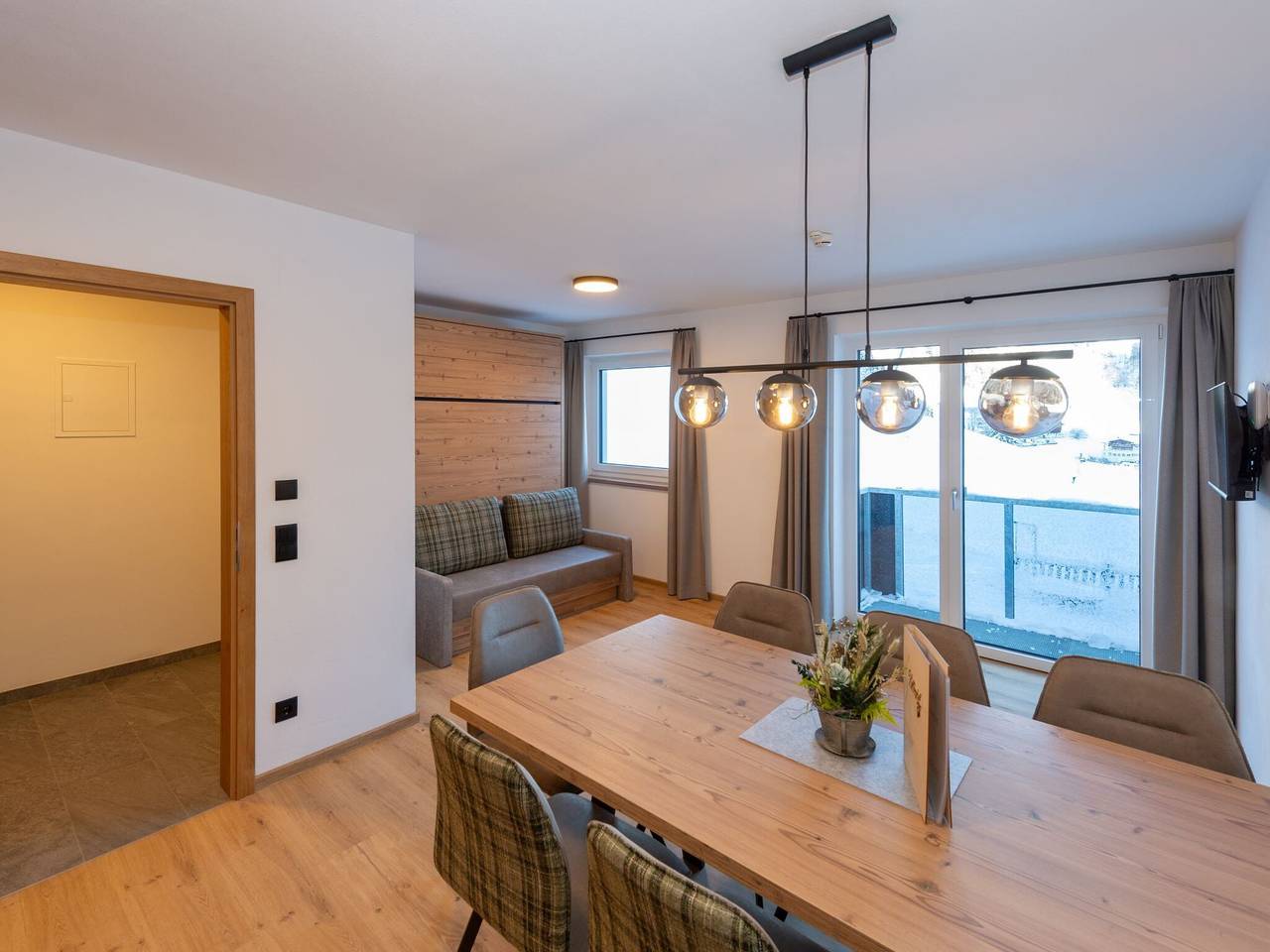 Ganze Wohnung, Ski-in Apartment mit Sauna im Haus in Hinterglemm, Saalbach-Hinterglemm