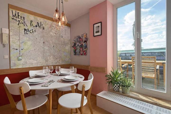 Ferienwohnung für 4 Personen, mit Balkon und Garten in Berliner Mauer