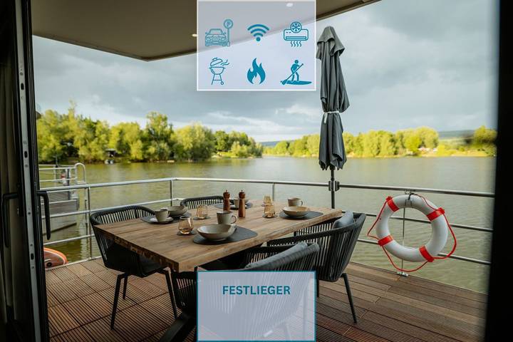 Ferienhaus für 4 Personen, mit Ausblick und Terrasse sowie Seeblick in Nordrhein-Westfalen