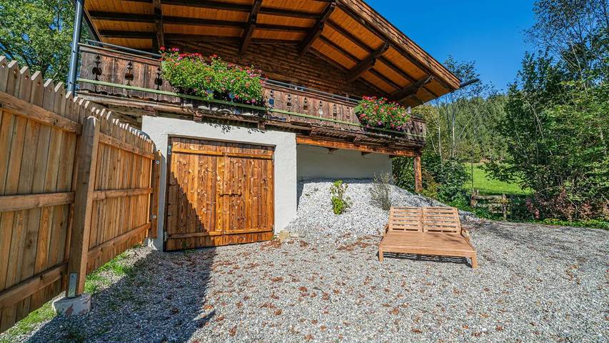 Ferienhaus für 7 Personen, mit Garten