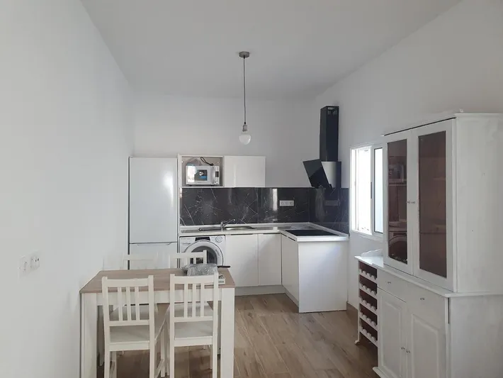 Apartamento de vacaciones para 4 personas, con vistas y terraza - 1
