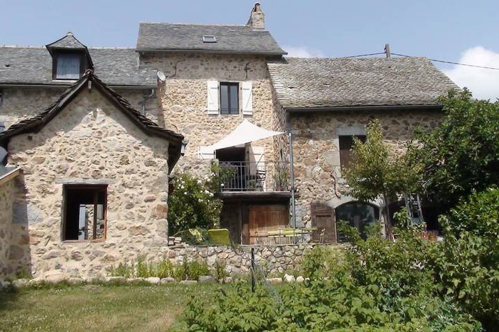 Gîte pour 5 personnes, avec jardin et balcon