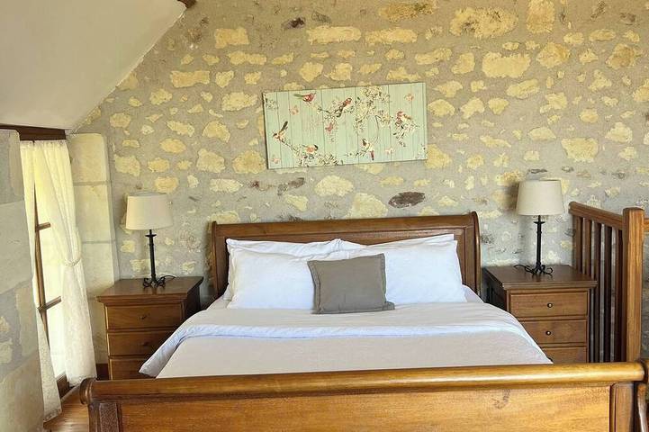 Location de vacances pour 2 personnes, avec piscine et jardin à Le Petit-Pressigny - 3