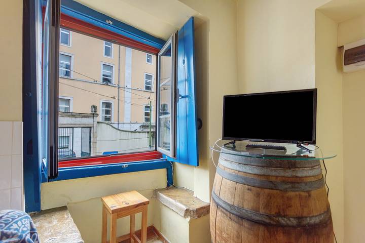 Entire apartment, Way To Castle - Alfama 3 Apartment with Wi-Fi and Air Conditioning in Santa Maria Maior, Costa de Lisboa