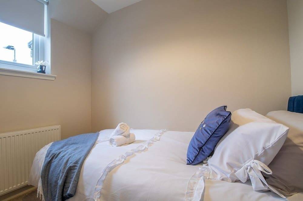 Angel House - 3 bedrooms close to Airdrie Centre in Nord Lanarkshire
