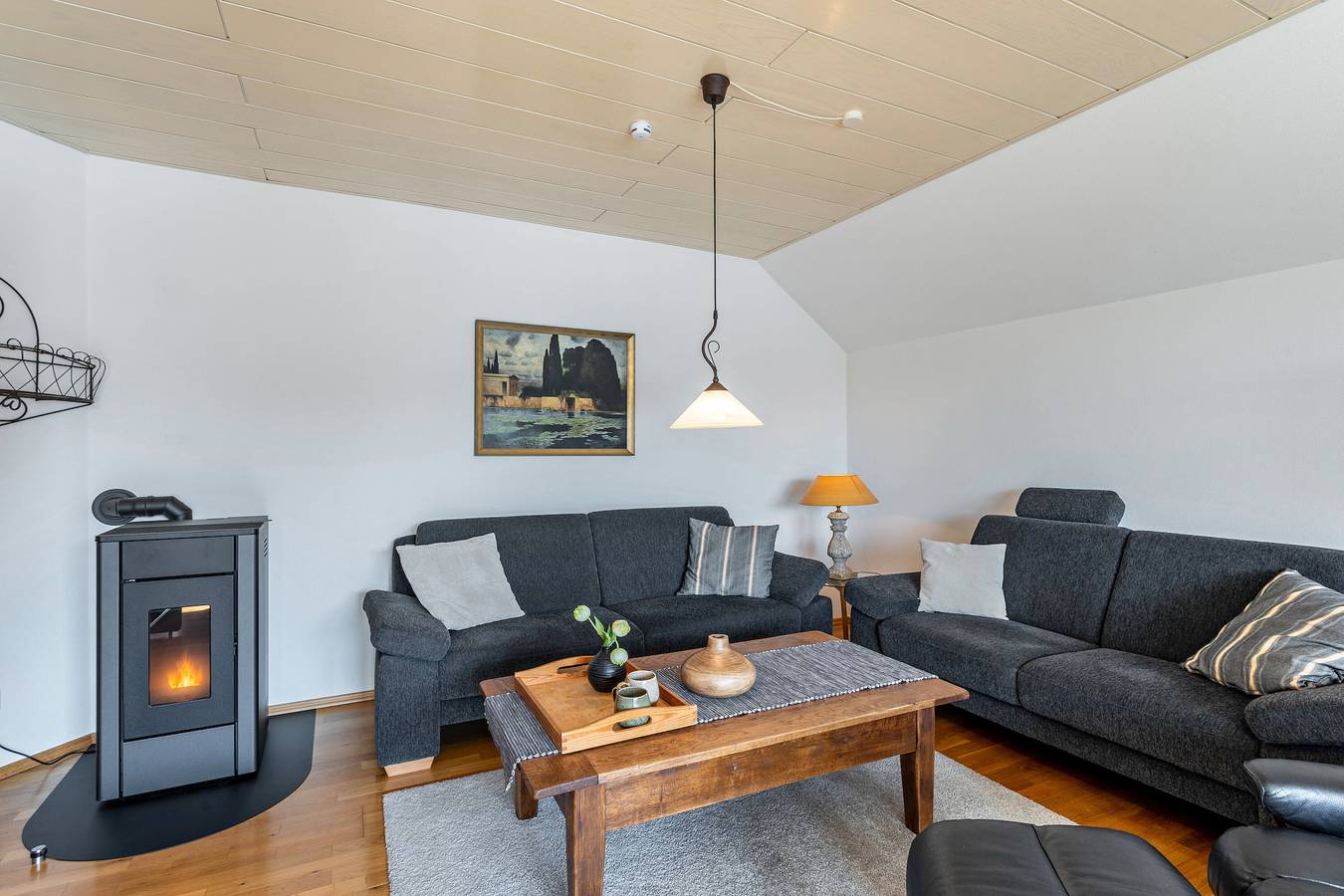 Ganze Wohnung, Apartment 'Vista-Homert' mit Bergblick, Balkon und Wlan in Eslohe, Hochsauerlandkreis