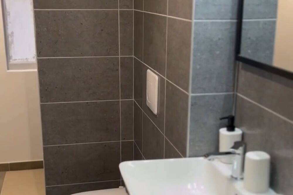 Appartement entier, \"Le coquet\" appartement t2 in Mâcon, Région de Mâcon
