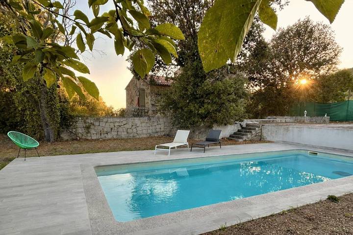 Gîte pour 9 personnes, avec piscine à Olmeto - 2
