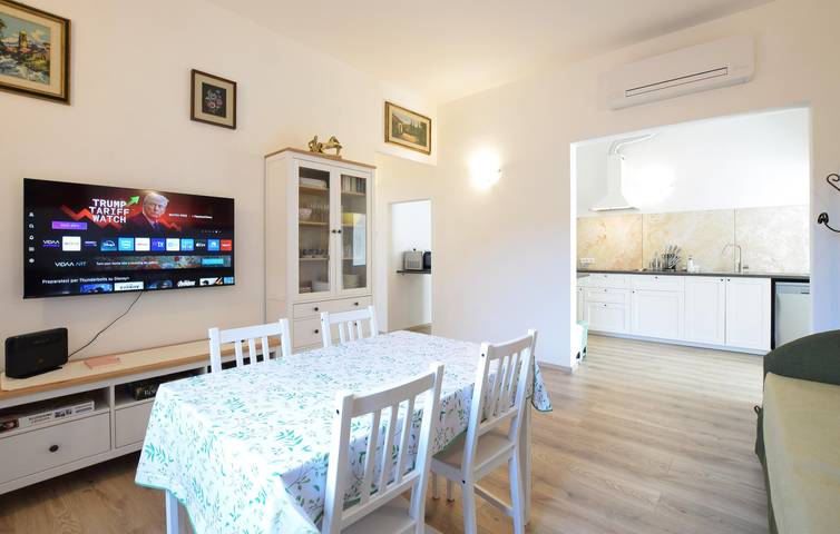 Apartamento vacacional entero, Apartamento con vistas al mar, aire acondicionado, WiFi y aparcamiento | 600m a Gavorrano in Gavorrano, Provincia de Grosseto