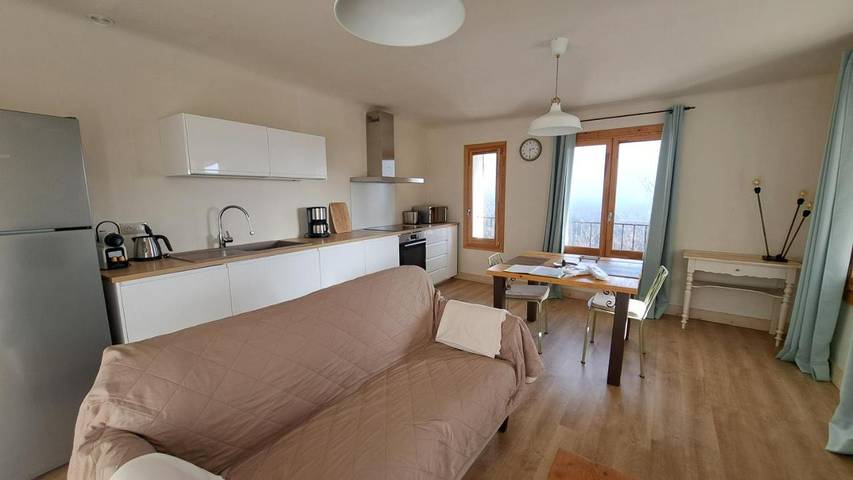 Ferienhaus für 2 Personen, mit Ausblick und Terrasse in Villars