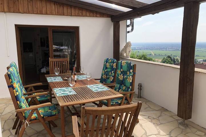 Ferienhaus für 6 Personen, mit Whirlpool und Terrasse sowie Garten, mit Haustier - 1