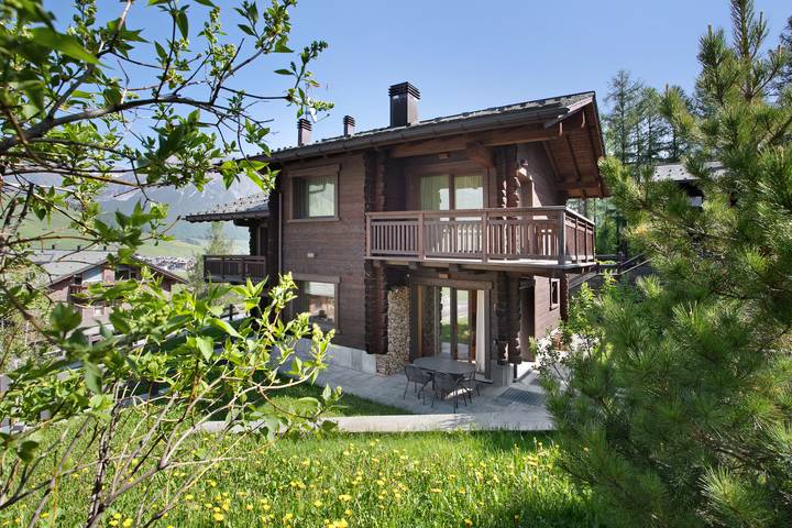 Vakantiewoning voor 6 personen, with tuin and sauna as well as whirlpool in Livigno