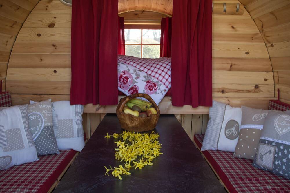 Ganze Wohnung, Campingfass, Schwarzwaldstil, max. 4 Personen in Neubulach, Nordschwarzwald