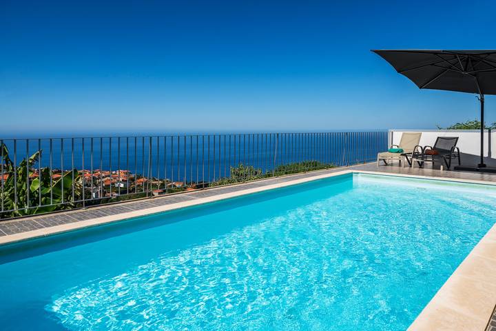 Location de vacances pour 6 personnes, avec jardin dans Arco da Calheta - 2