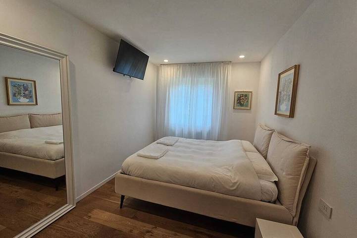 Ganze Wohnung, Amanda Deluxe 3-Bedroom Apartment with A/C and Mountain View in Calavino, Madruzzo