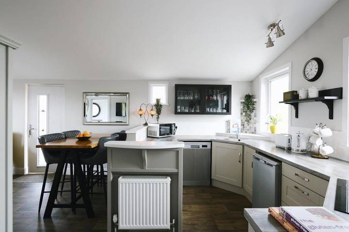 Gîte pour 4 personnes, avec jardin à Doolin