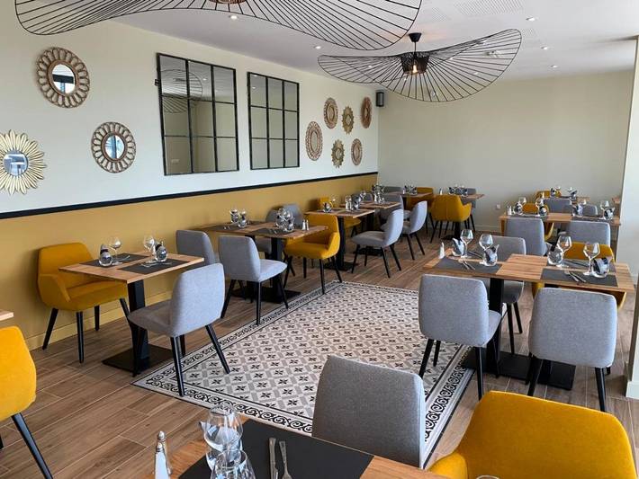 Hotel voor 2 personen, met Terras en Zwembad in Rocamadour