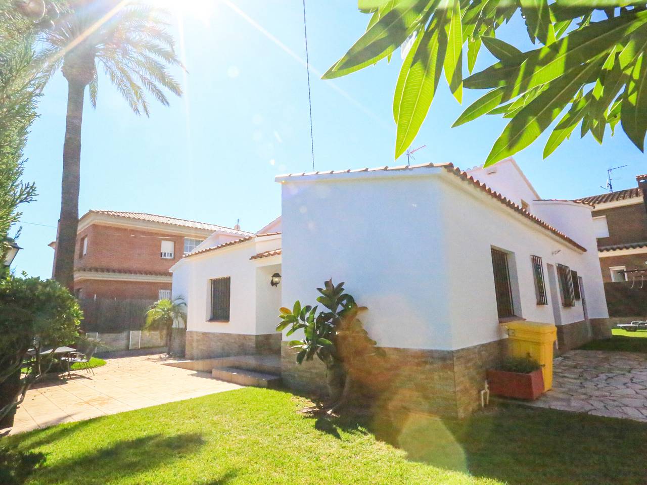 Spacieuse Villa à Cambrils avec Piscine Privée in Vilafortuny, Cambrils