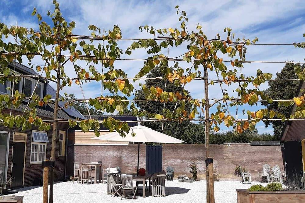 The Guest Room - B&B at 300 meters from the nature reserve Loonse and Drunense Dunes in Nordbrabant