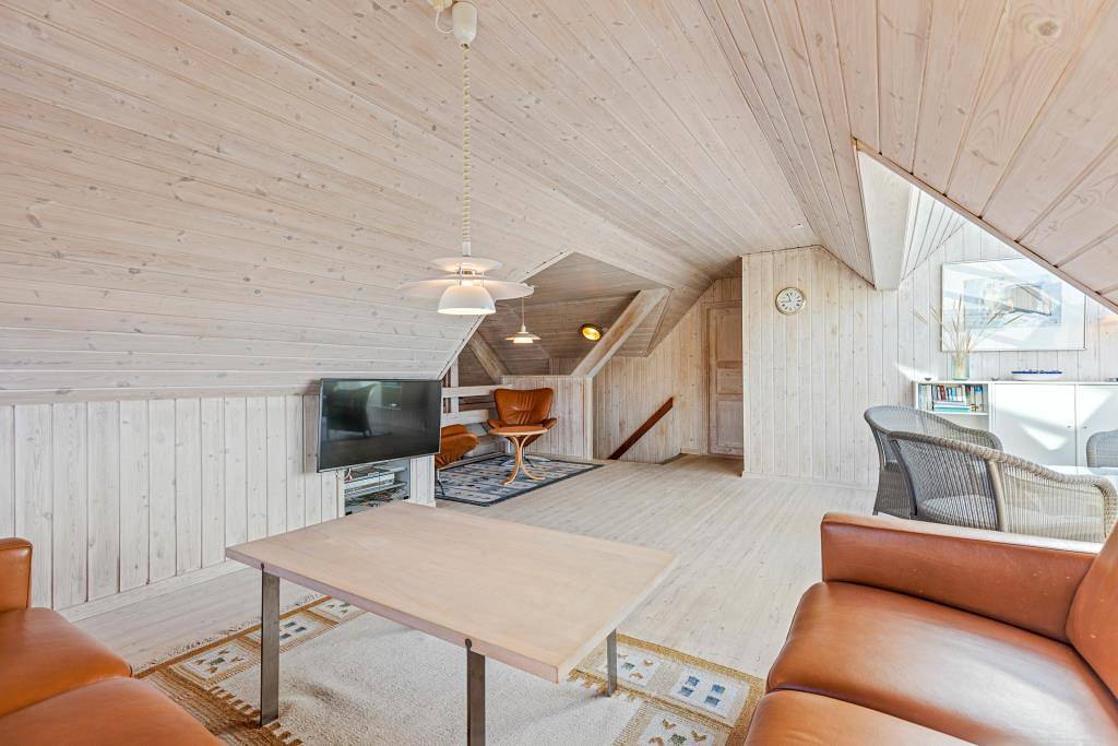 Fantastisches Reetdachhaus mit Pool, Sauna und Whirlpool in Blavand, Varde