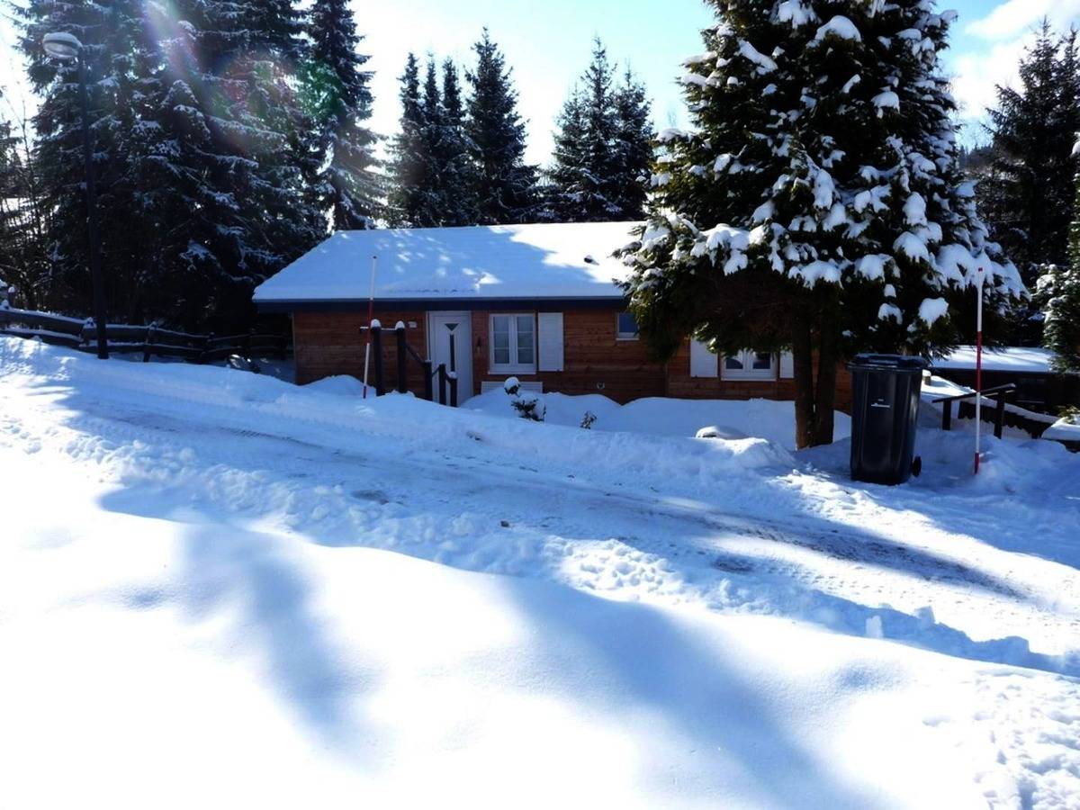 Geräumiges Ferienhaus mit Sauna und herrlichem Blick in die Berge. in Winterberg, Upland