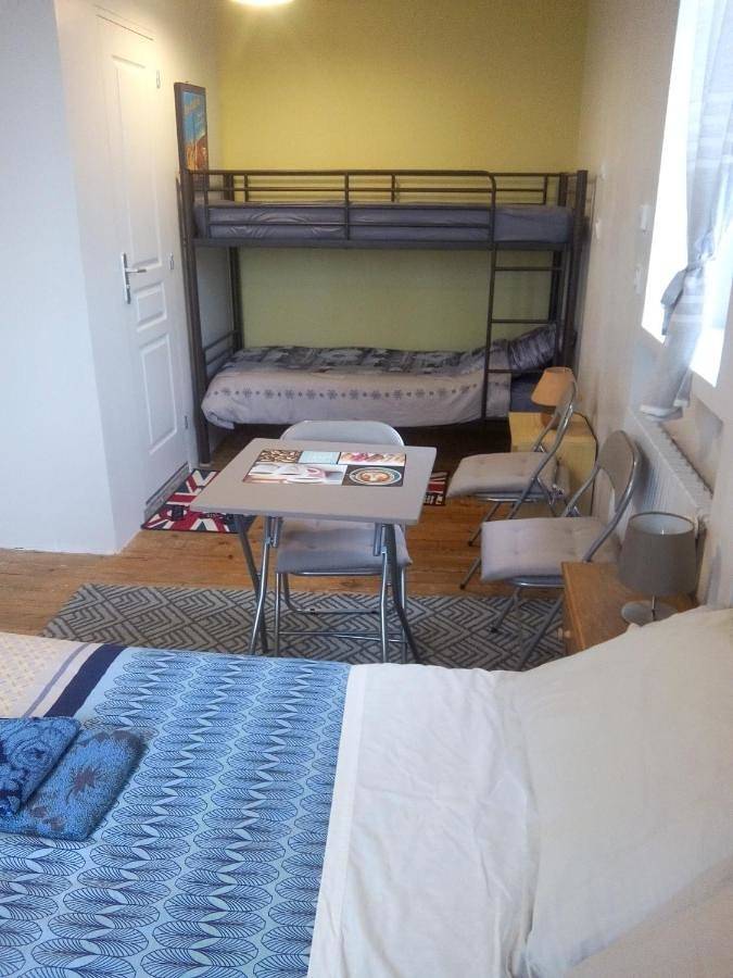 Gîte pour 3 personnes, avec vue et terrasse à Pleslin-Trigavou - 2