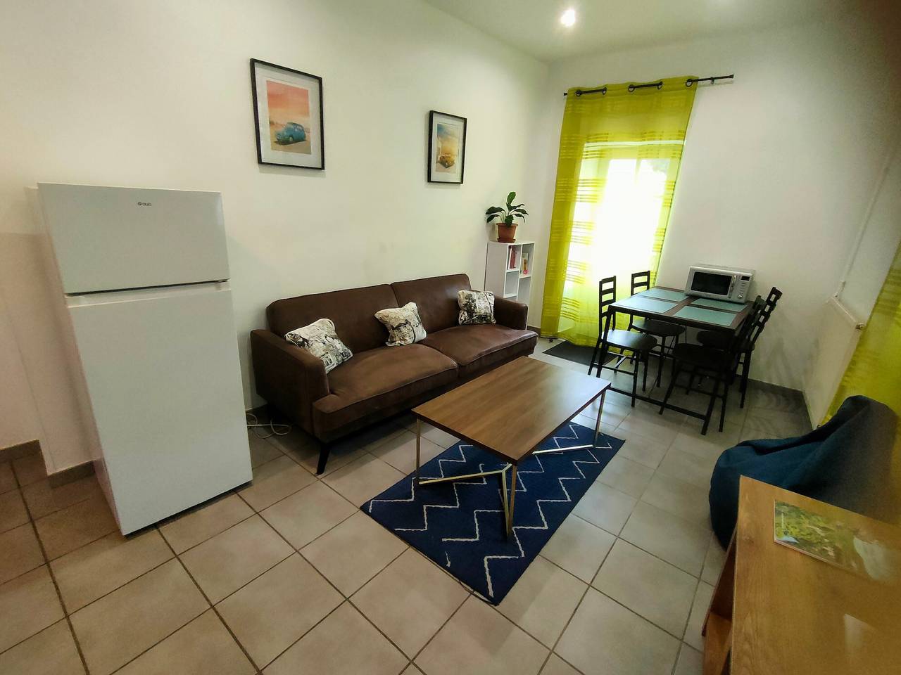 Apartamento entero, Apartamento «La Coquille» con terraza privada y Wi-Fi in Moissac, Quercy