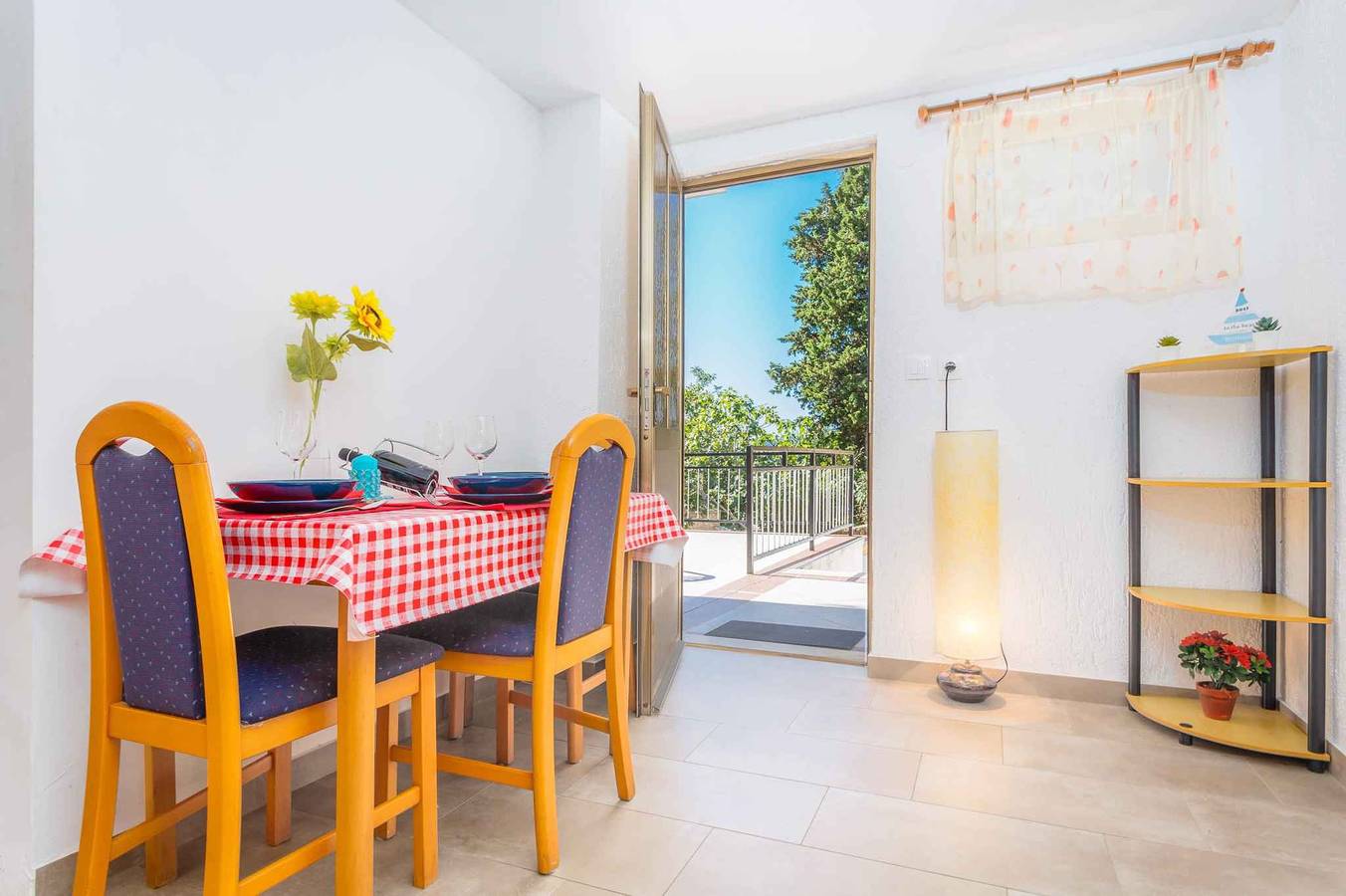 Estudio entero, Apartamento vacacional cerca del centro y de la playa  in Krk Ciudad, Krk (isla)