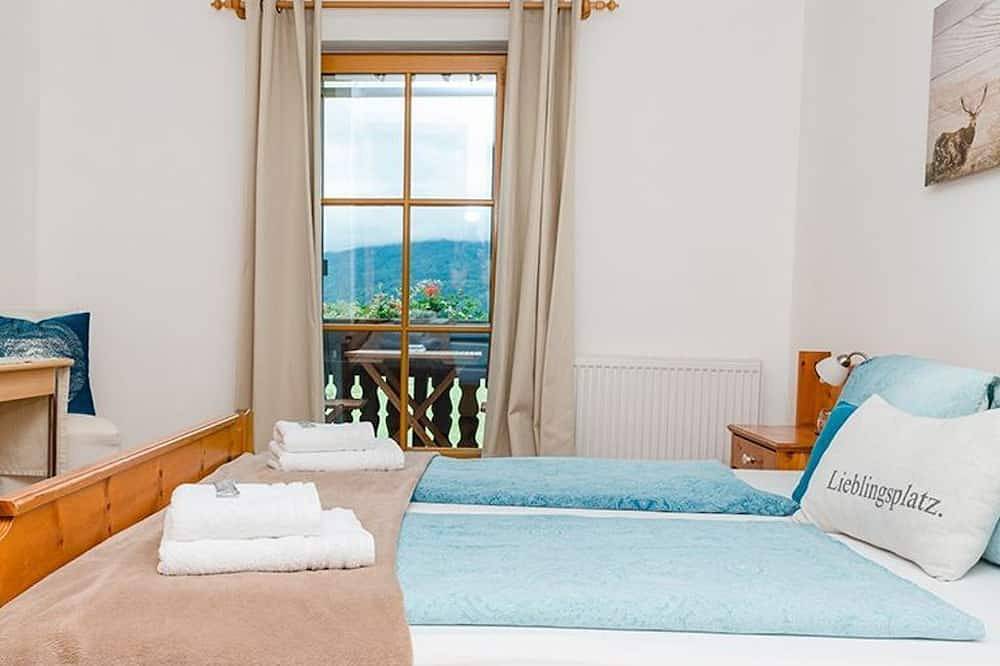 Ganze Wohnung, Buamawohnung - Gästehaus Kerschbaumer in Sankt Lorenz, Mondsee & Irrsee