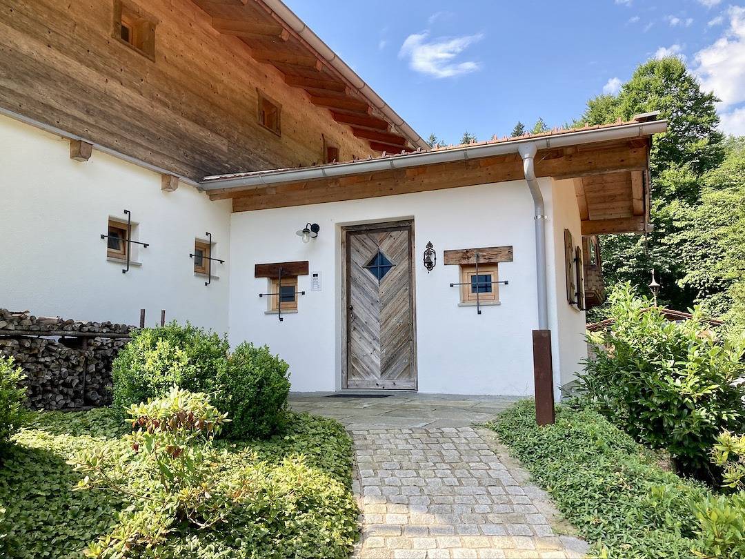 Entire apartment, Apartment 'Bergliebe Sachrang' with Mountain View, Private Terrace and Wi-Fi in Sachrang, Aschau im Chiemgau