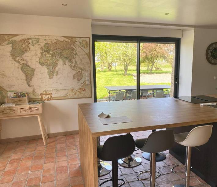 Location de vacances pour 10 personnes, avec jardin ainsi que piscine et vue à Joué-en-Charnie - 3