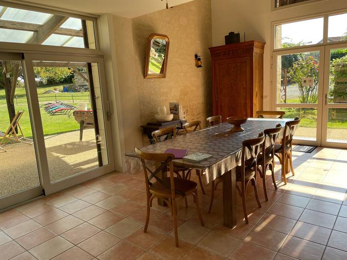 Gîte pour 8 personnes, avec jardin dans Fontenay-le-Comte - 3