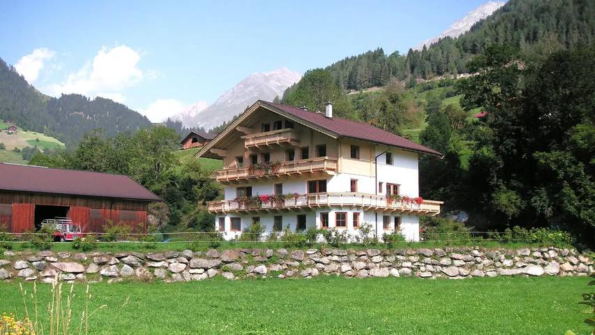 Ferienwohnung für 2 Personen, mit Balkon und Garten in Virgen - 2