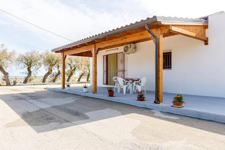 Villa per 4 persone, con Giardino e Panorama a Lido Specchiolla