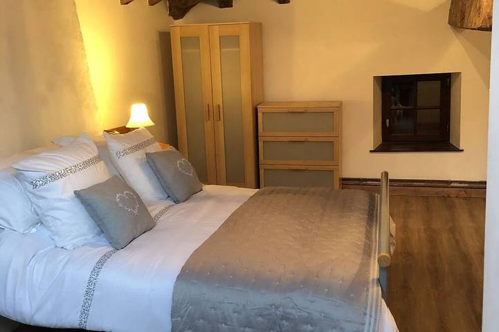 Gîte pour 6 personnes, avec jardin à Oradour-Fanais - 2