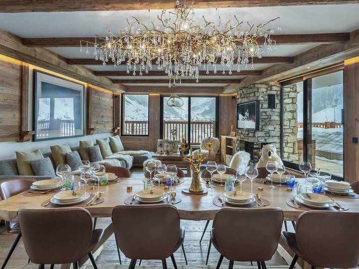 Ganze Wohnung, Wunderschöne Wohnung mit 4 Schlafzimmern, Terrasse und Jacuzzi, direkt an der Face de Bellevarde piste in Val-d'Isère, Vanoise-Massiv