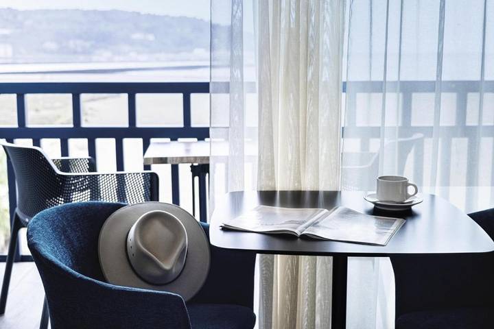Hôtel, avec Balcon et Jacuzzi ainsi que Terrasse et Piscine dans Casino d'Hendaye - 3