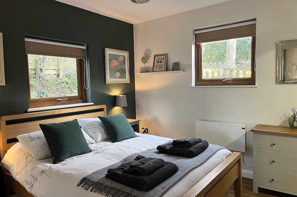 Wellinghill Lodge, Cheltenham in Cheltenham, Gloucestershire